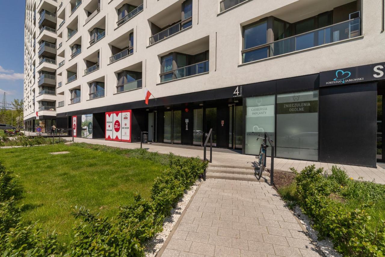 Centre & Modern Quiet With Parking By Renters Prestige